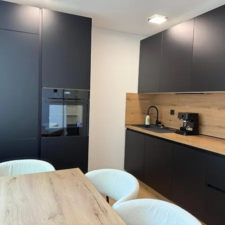 Apartament Moderno Stanovanje - *