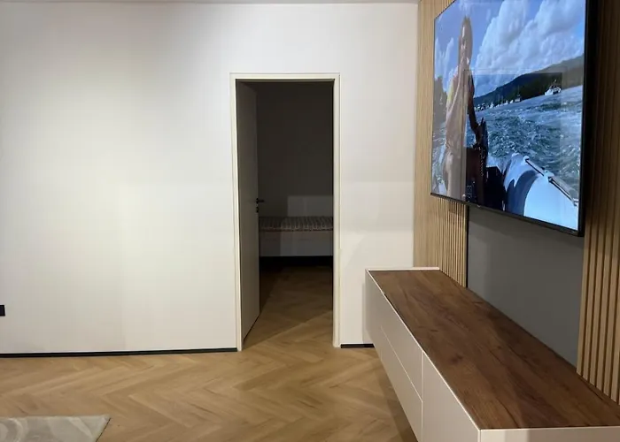 公寓 Moderno Stanovanje - *