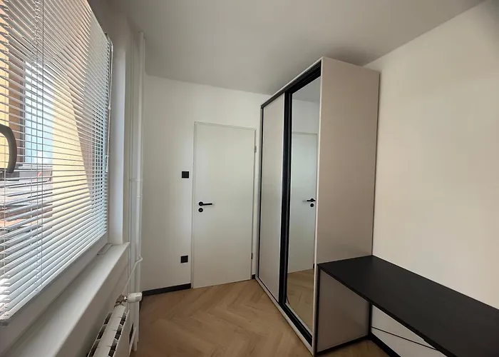 Moderno Stanovanje - 아파트 *