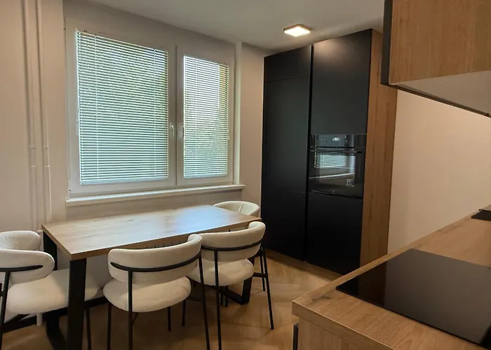 Moderno Stanovanje - 프루이